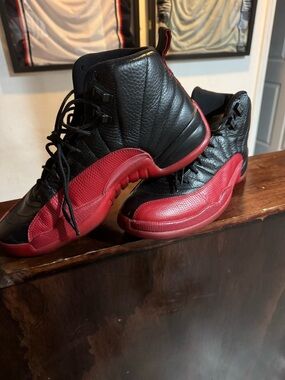 Jordan 12 Flu Game Sz 11M